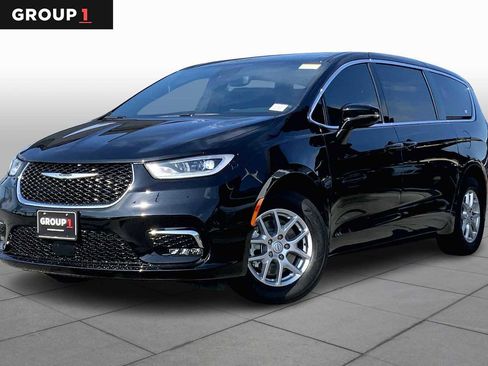 New 2026 Chrysler Pacifica Select image 1