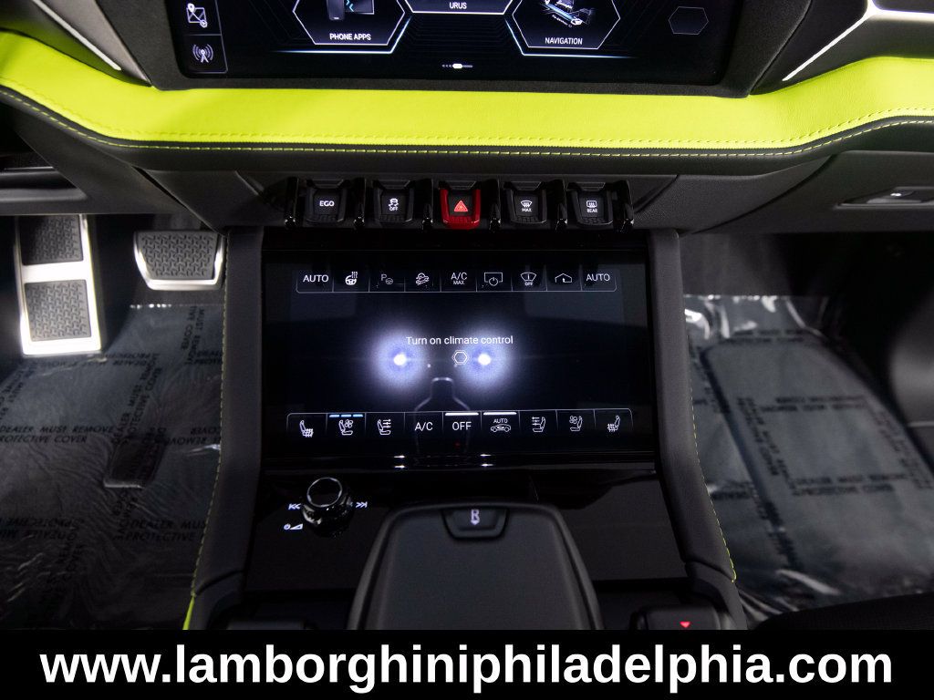 Used 2026 Lamborghini Urus S AWD/4WD image 25