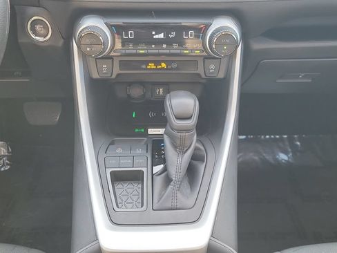 Used 2024 Toyota RAV4 XLE w/ Convenience Package FWD image 15