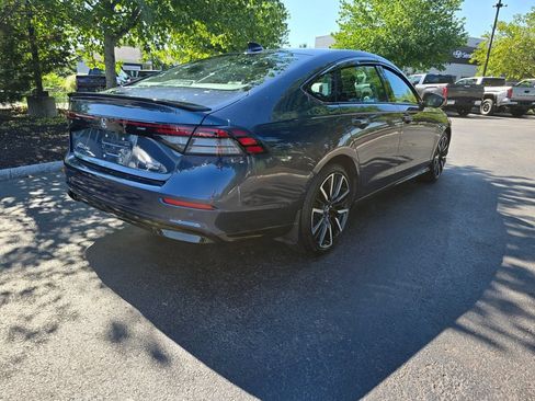 Used 2025 Honda Accord Touring image 7
