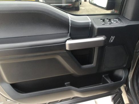 Used 2020 Ford F150 XLT w/ Equipment Group 302A Luxury image 18