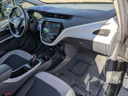 Used 2020 Chevrolet Bolt LT image 28