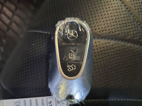 Used 2025 Mercedes-Benz C 36 AMG S image 41