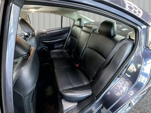 Used 2017 Subaru Legacy 2.5i Limited AWD/4WD image 22