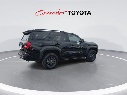 Certified 2025 Toyota 4Runner SR5 AWD/4WD image 8