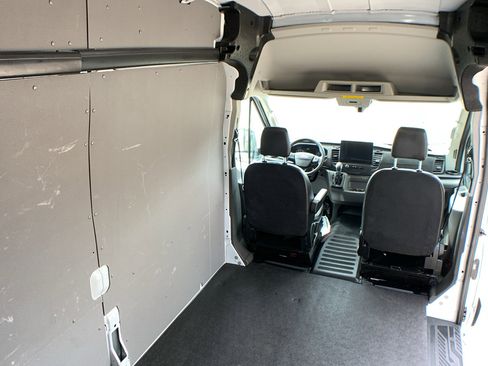 Used 2023 Ford Transit 250 148 High Roof AWD image 26