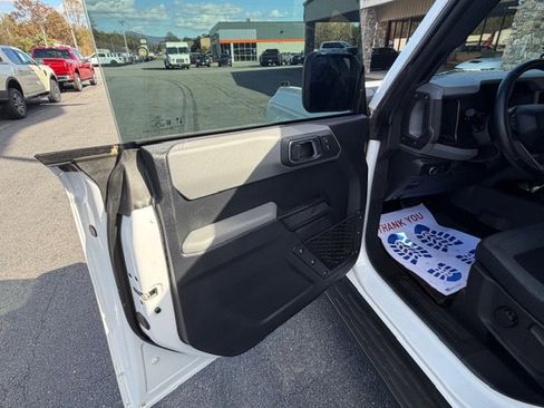 Used 2022 Ford Bronco Big Bend image 18