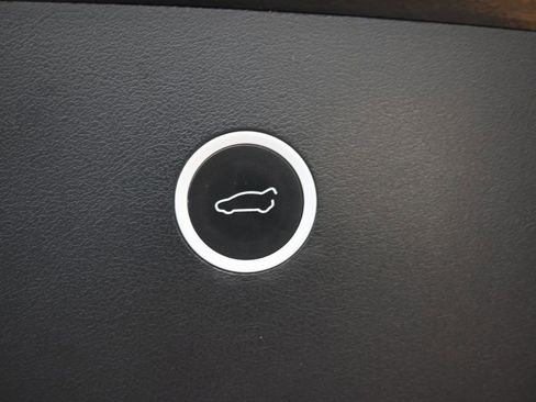 Used 2021 Tesla Model X Long Range image 15