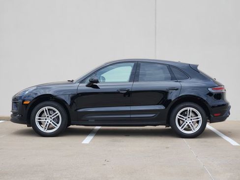 Used 2025 Porsche Macan AWD/4WD image 4