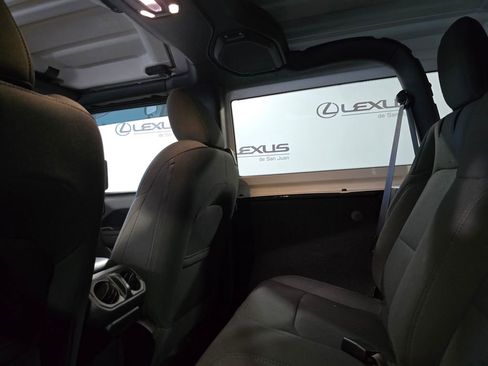 Used 2023 Jeep Wrangler Sport S image 26