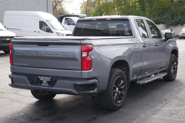 Used 2020 Chevrolet Silverado 1500 Custom w/ Custom Value Package AWD/4WD image 10