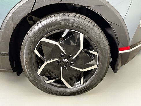 Used 2022 Hyundai Ioniq 5 SE image 29