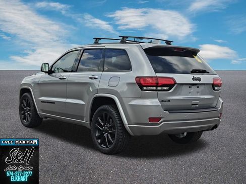 Used 2019 Jeep Grand Cherokee Altitude AWD/4WD image 15