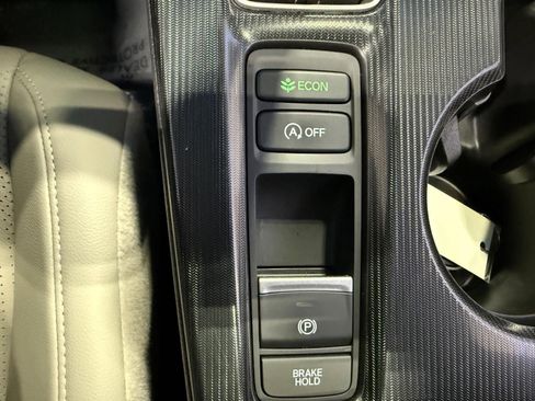 Used 2024 Honda Civic EX-L image 24