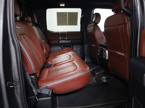 Used 2019 Ford F150 Platinum w/ Equipment Group 701A Luxury image 18