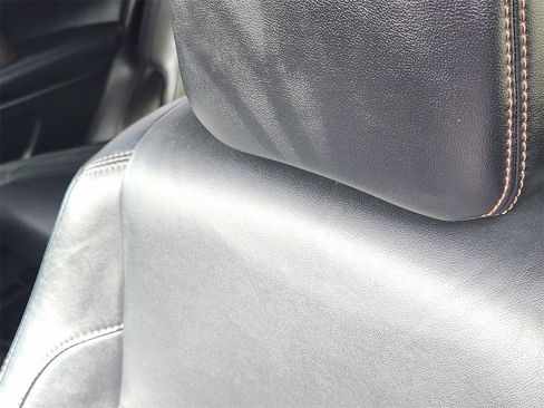 Used 2017 Toyota Highlander XLE image 14