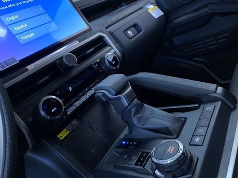 New 2026 Toyota Tacoma Limited AWD/4WD image 23