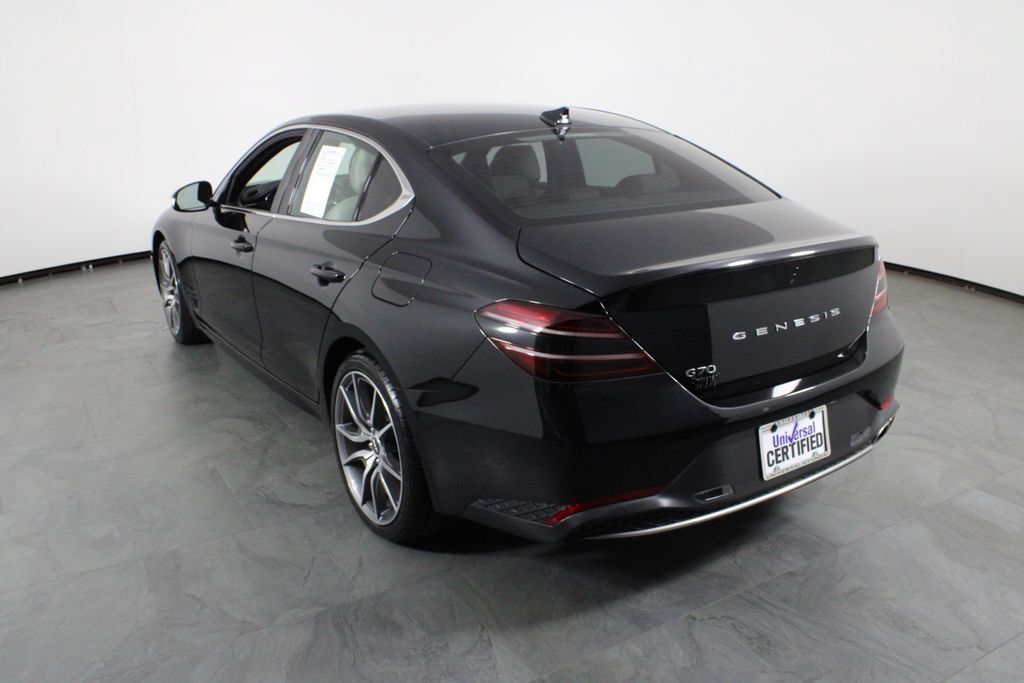 Used 2023 Genesis G70 2.0T RWD image 14