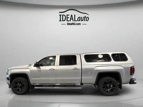 Used 2017 GMC Sierra 1500 SLT w/ SLT Premium Package AWD/4WD image 4