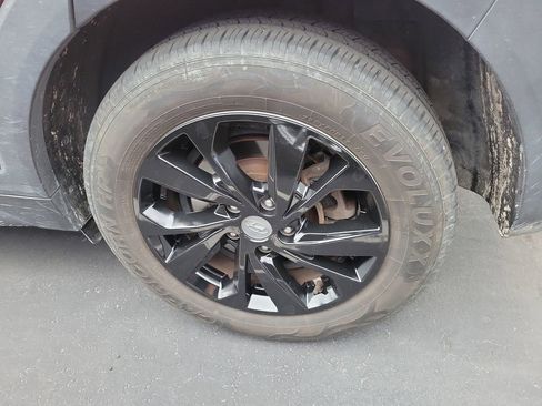 Used 2021 Hyundai Tucson Value FWD image 16