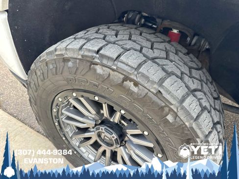 Used 2022 GMC Sierra 2500 Denali w/ Denali Ultimate Package image 27