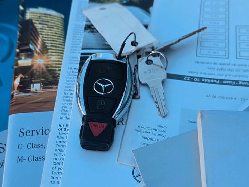 Used 2013 Mercedes-Benz G 63 AMG 4MATIC image 94