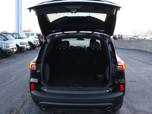 New 2026 Ford Escape ST-Line w/ Tech Pack #1 AWD/4WD image 16
