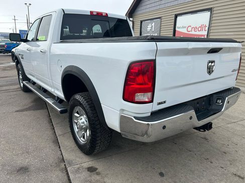 Used 2017 RAM 2500 SLT image 7