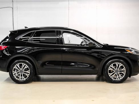 Used 2021 Ford Escape SEL image 7