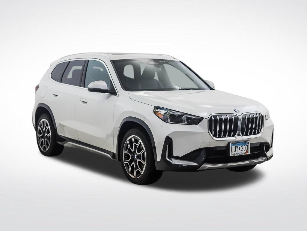 Used 2024 BMW X1 xDrive28i w/ Premium Package AWD/4WD image 7