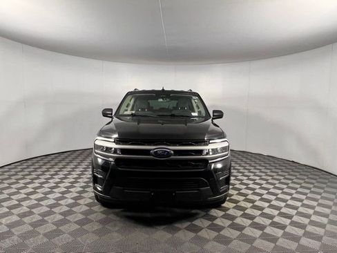 Used 2024 Ford Expedition XLT image 6