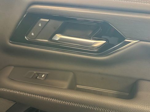 New 2026 GMC Yukon XL Denali w/ Sun & Power Step Package image 20