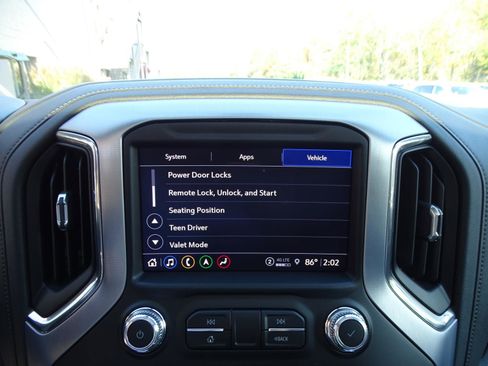 Used 2021 GMC Sierra 1500 SLT w/ SLT Convenience Package image 24