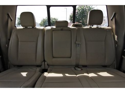 Used 2016 Ford F150 Lariat AWD/4WD image 12