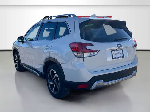Used 2023 Subaru Forester Touring image 5