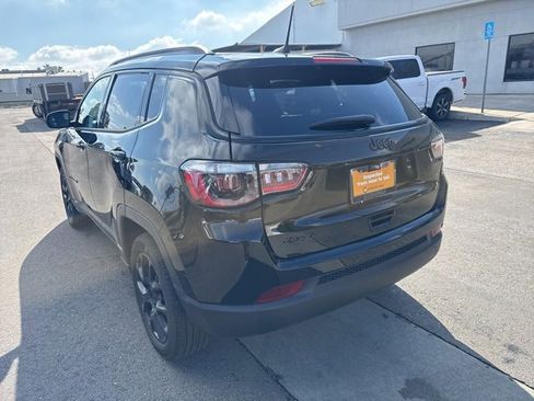 Certified 2023 Jeep Compass Latitude w/ Sun and Sound Group image 3