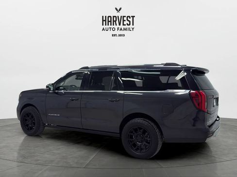 Used 2025 Ford Expedition Max Platinum AWD/4WD image 3