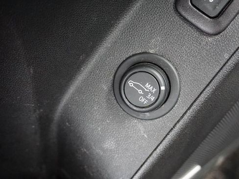 Used 2021 Chevrolet Equinox Premier image 8