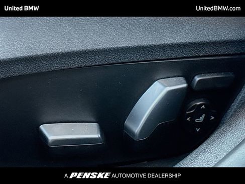 Used 2021 BMW 540i w/ M Sport Package image 4