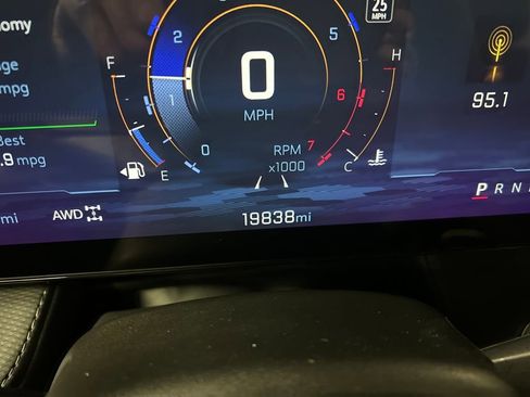 Certified 2025 Chevrolet Equinox LT image 21