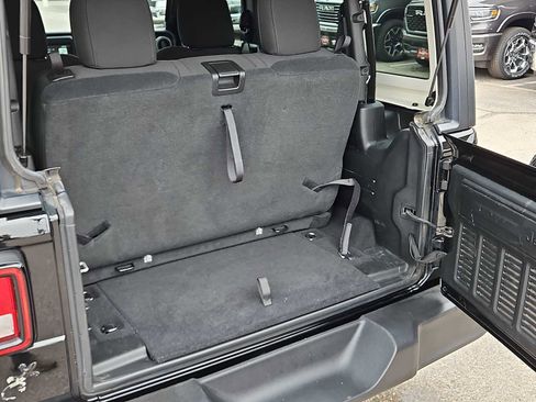 Used 2021 Jeep Wrangler Sport image 23