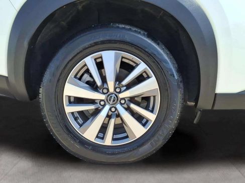 Used 2023 Nissan Pathfinder SL FWD image 20