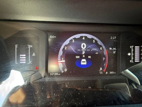 Used 2025 Toyota 4Runner 4WD image 13