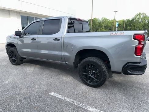 Used 2024 Chevrolet Silverado 1500 LT Trail Boss w/ Convenience Package II image 5