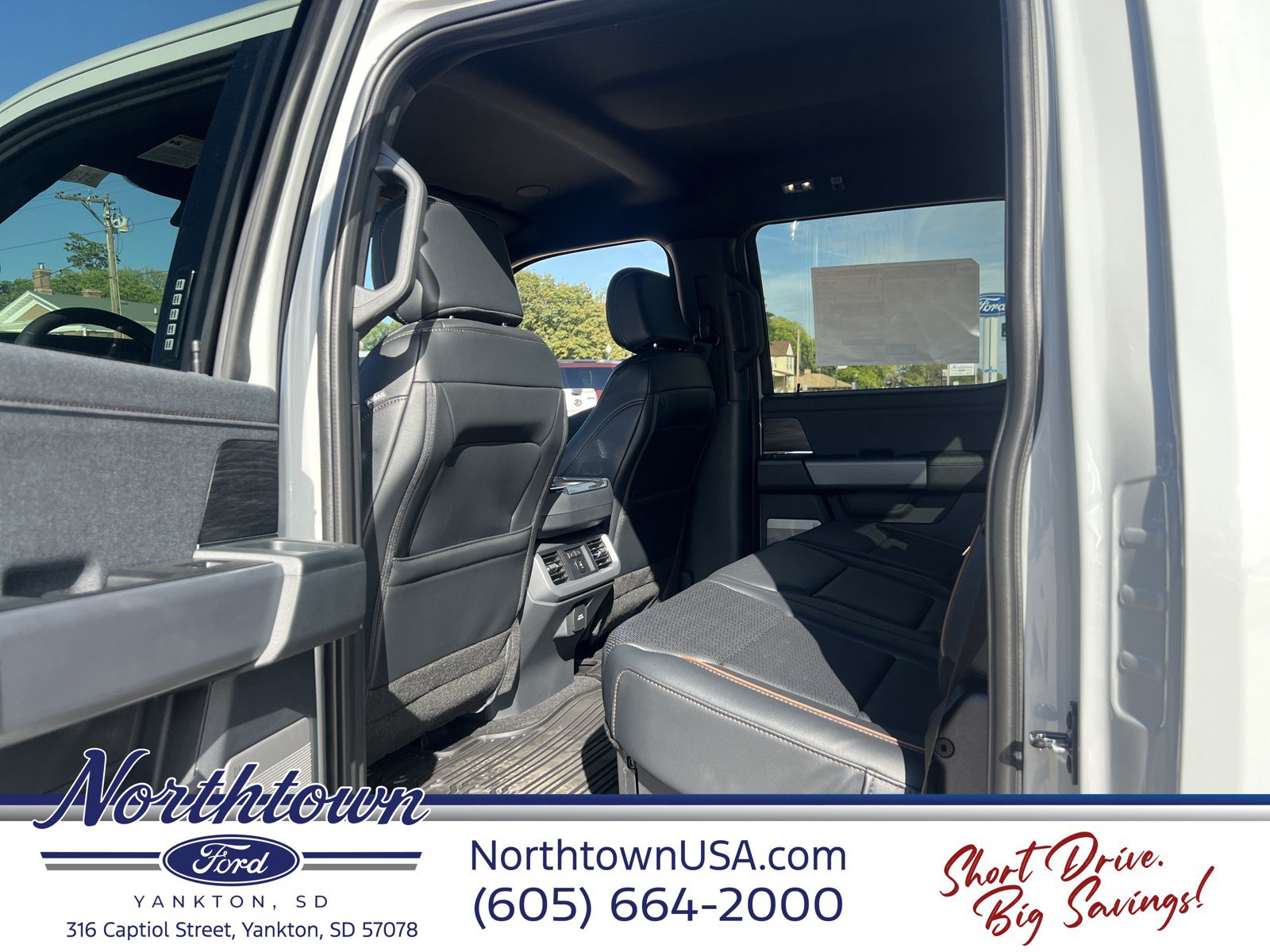 New 2026 Ford F150 Lariat w/ Equipment Group 502A High AWD/4WD image 28