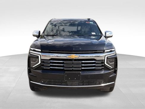 Used 2025 Chevrolet Tahoe Premier AWD/4WD image 4