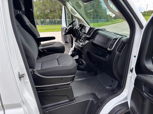 Used 2024 RAM ProMaster 2500 w/ Quick Order Package 22G SLT FWD image 14