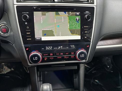 Used 2018 Subaru Outback 3.6R Limited AWD/4WD image 21