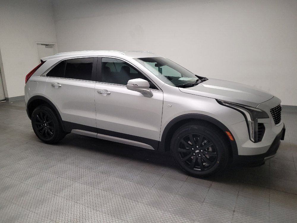 Used 2022 Cadillac XT4 Premium Luxury w/ Safety Alert Package AWD/4WD image 11
