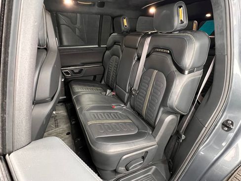 Used 2024 Rivian R1S Adventure image 22